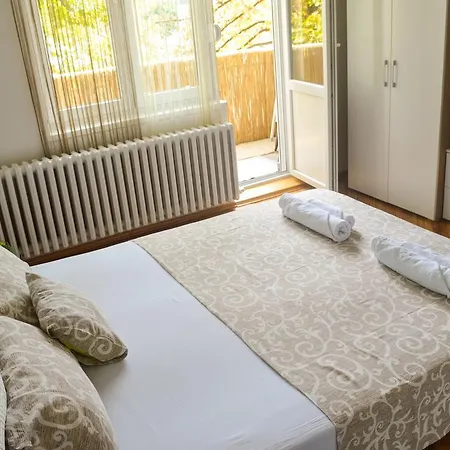 Apartment Riverside Gem Novi Sad Dış mekan fotoğraf